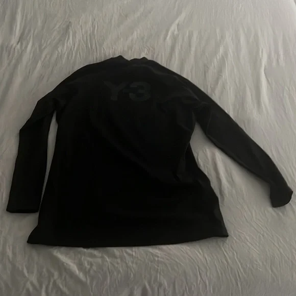 ADIDAS Y-3 sz XL rash guard water top. - Picture 3 of 5